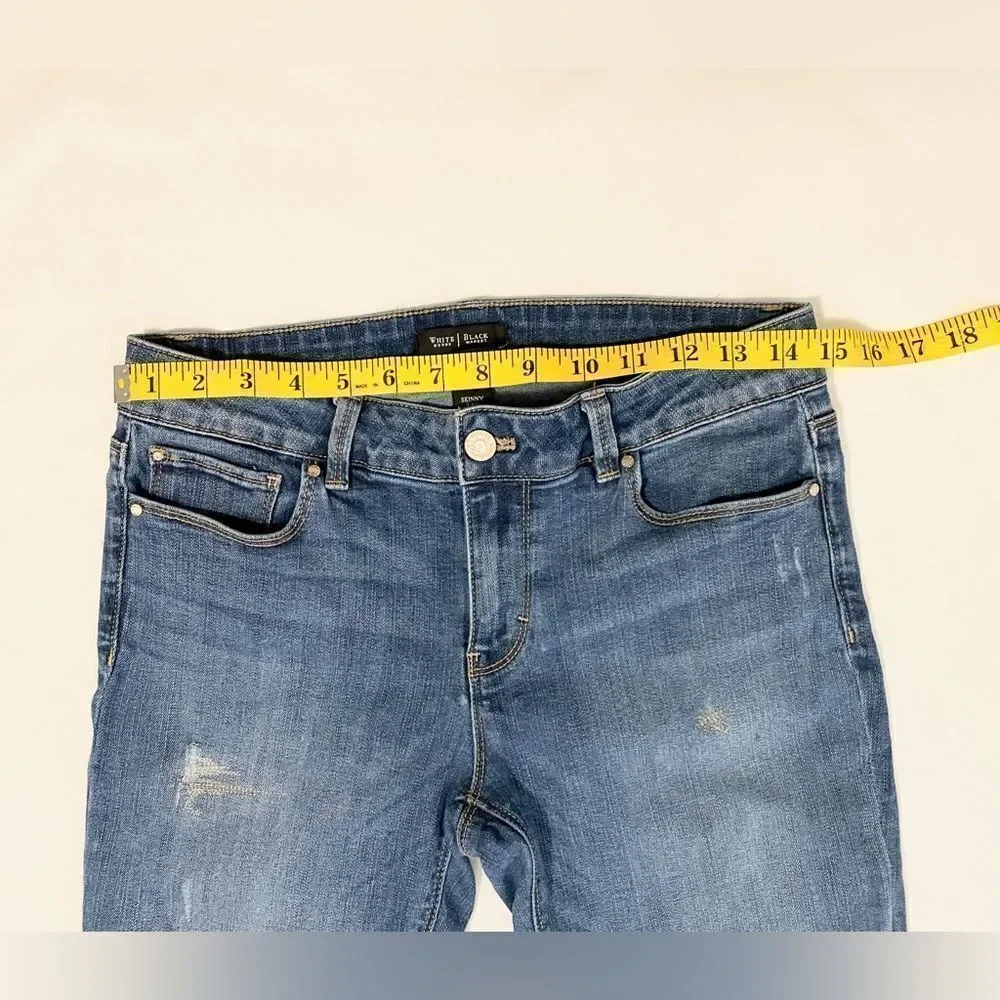 White House Black Market skinny jeans size 6 reg.